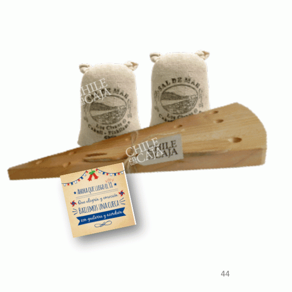 _CORGOU102-Tabla-madera-forma-de-queso-con-2-sal-Cahuil-
